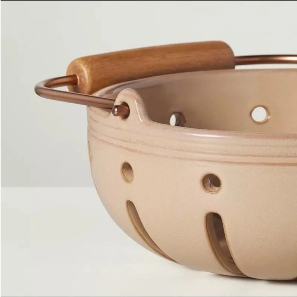 Hearth & Hand Tan Ceramic Ventilated Fruit Bowl with Wood-Topped Handle